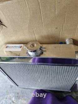 Ford. Capri. Radiateur en alliage neuf modèle avec moteur V6 Essex 3000.