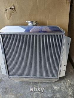 Ford. Capri. Radiateur en alliage neuf modèle avec moteur V6 Essex 3000.